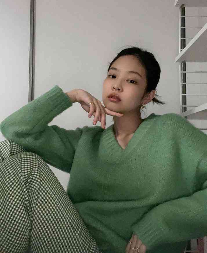 妆容打造的艺术：揭秘流行美妆趋势与技巧