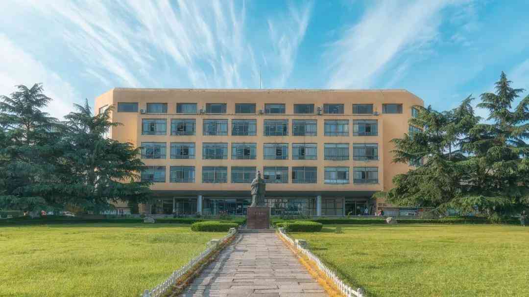 AI辅助高效撰写学术论文：智能写作新篇章