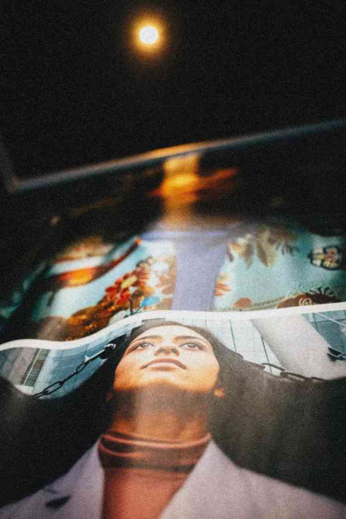 生活点滴：朋友圈真实情感写照与个人写真摄影集