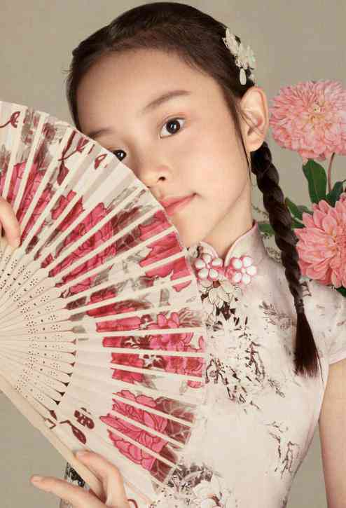 '穿越时光：打造专属你的古装照片文案锦集'