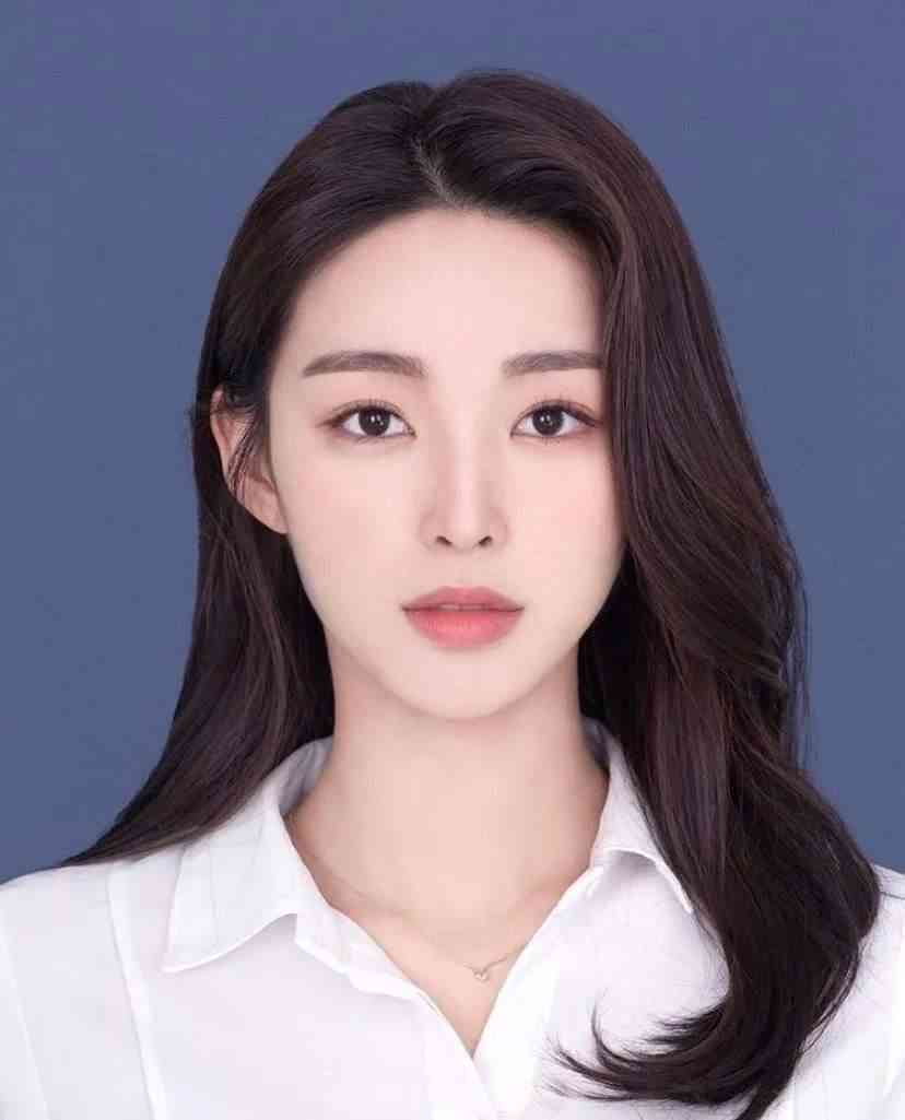 全方位抖音证件照PS教程：从拍摄到后期处理，一步到位打造完美证件照