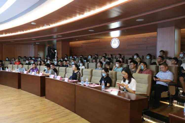 AI培训感悟分享：如何在朋友圈展示学成果
