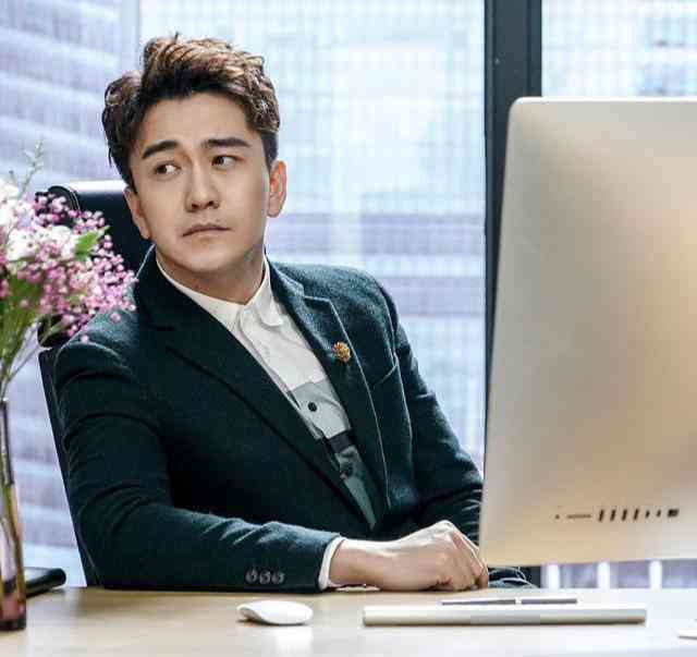 免费的写作网站：推荐具备自动生成且查重查不出来功能的平台