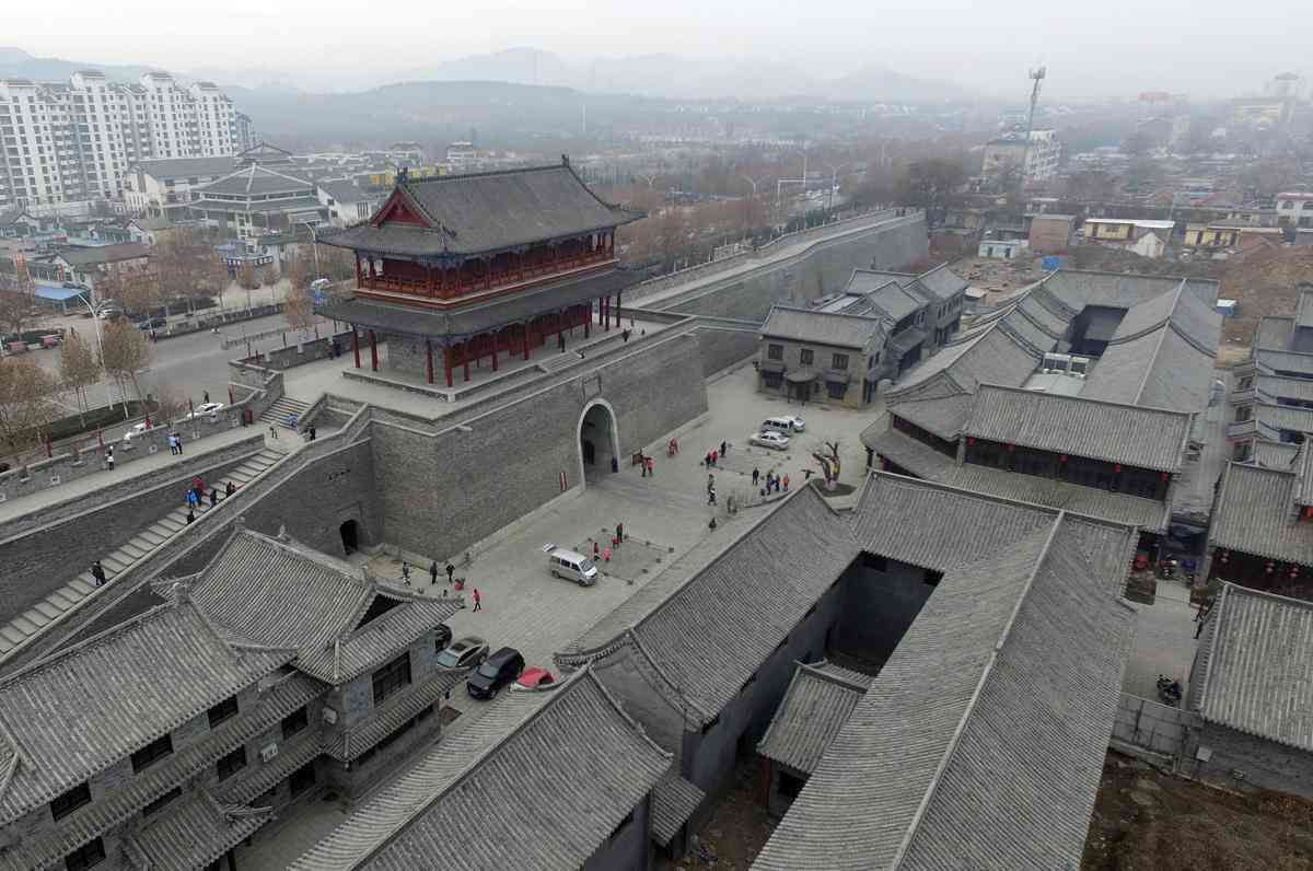 融合地域特色：热门旅游景点深度解读与人文风情描绘