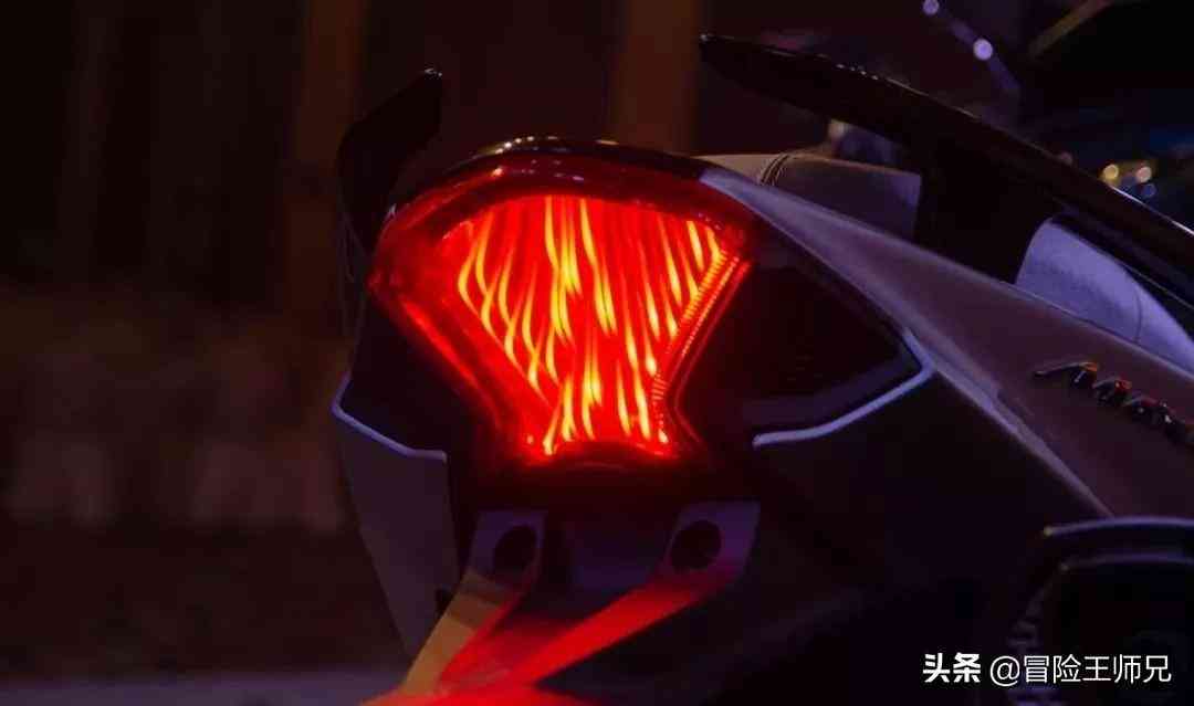 创建炫目火焰文字特效：涵多种风格与应用场景的全面指南