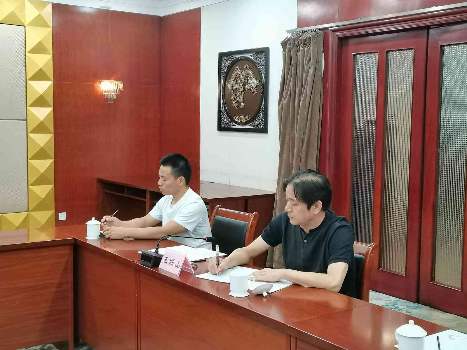ai长篇写作软件有哪些好用：推荐榜单与功能解析