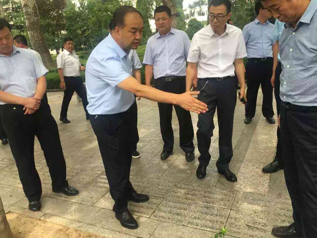实小编部署架构：详解全流程与关键组成部分