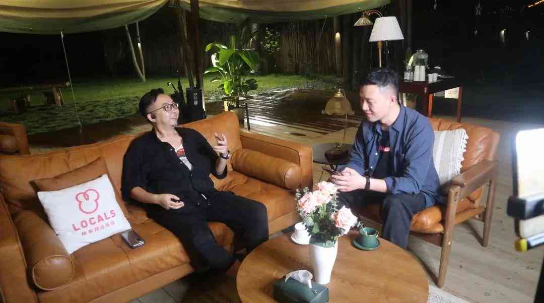 如何利用直播平台高效挂载实时文字互动功能