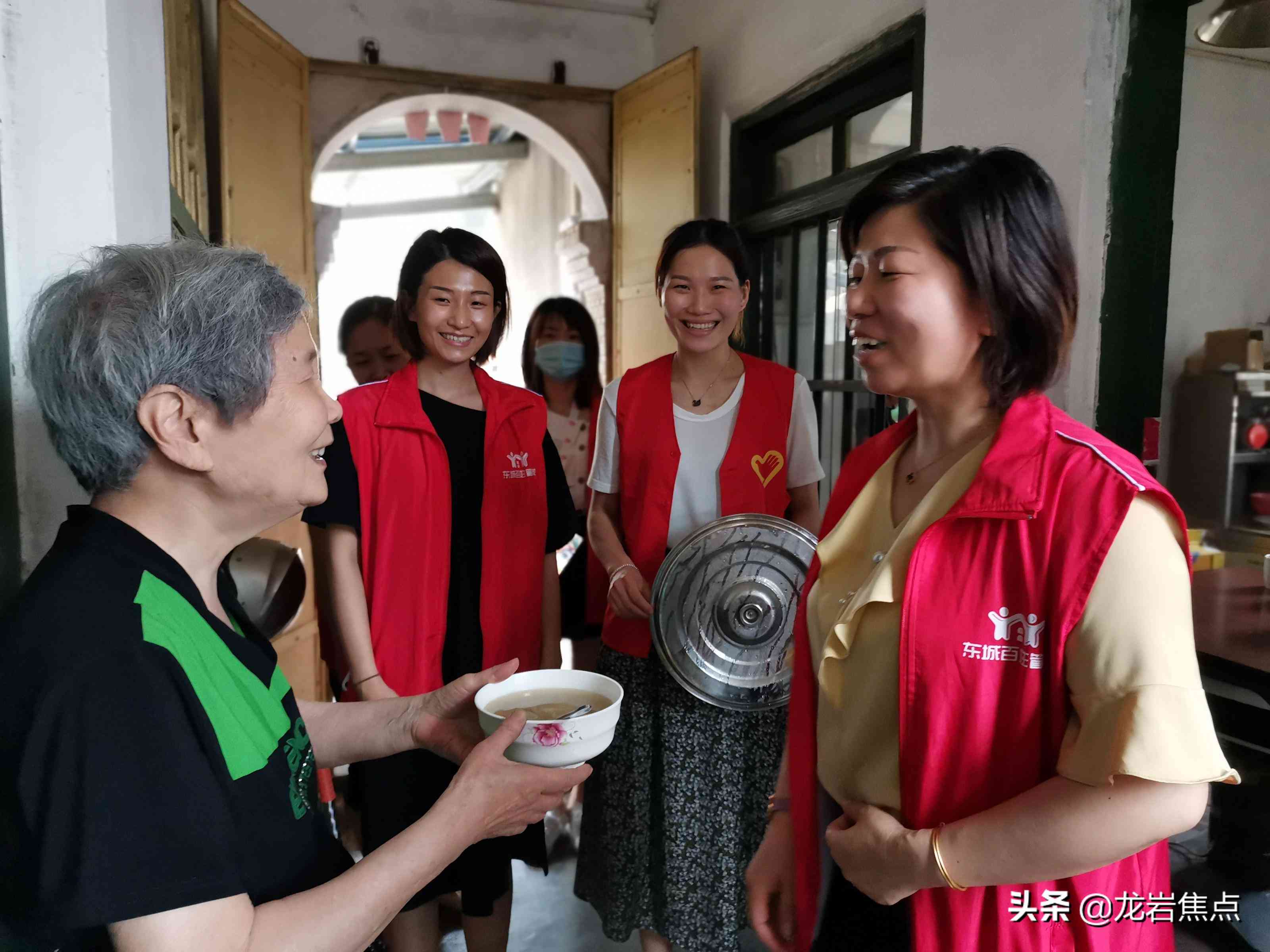 加豆社区：探索社区发展新策略，提升居民互动与福感