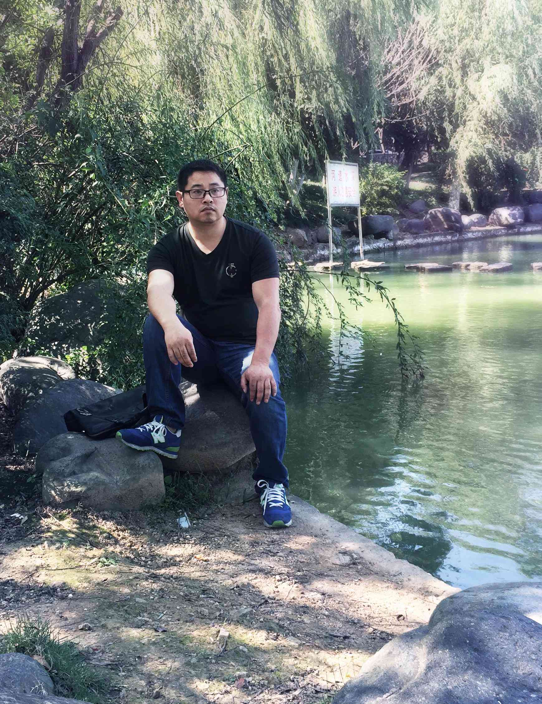 'AI脚本写作工具对比：哪款智能写作助手更胜一筹？'