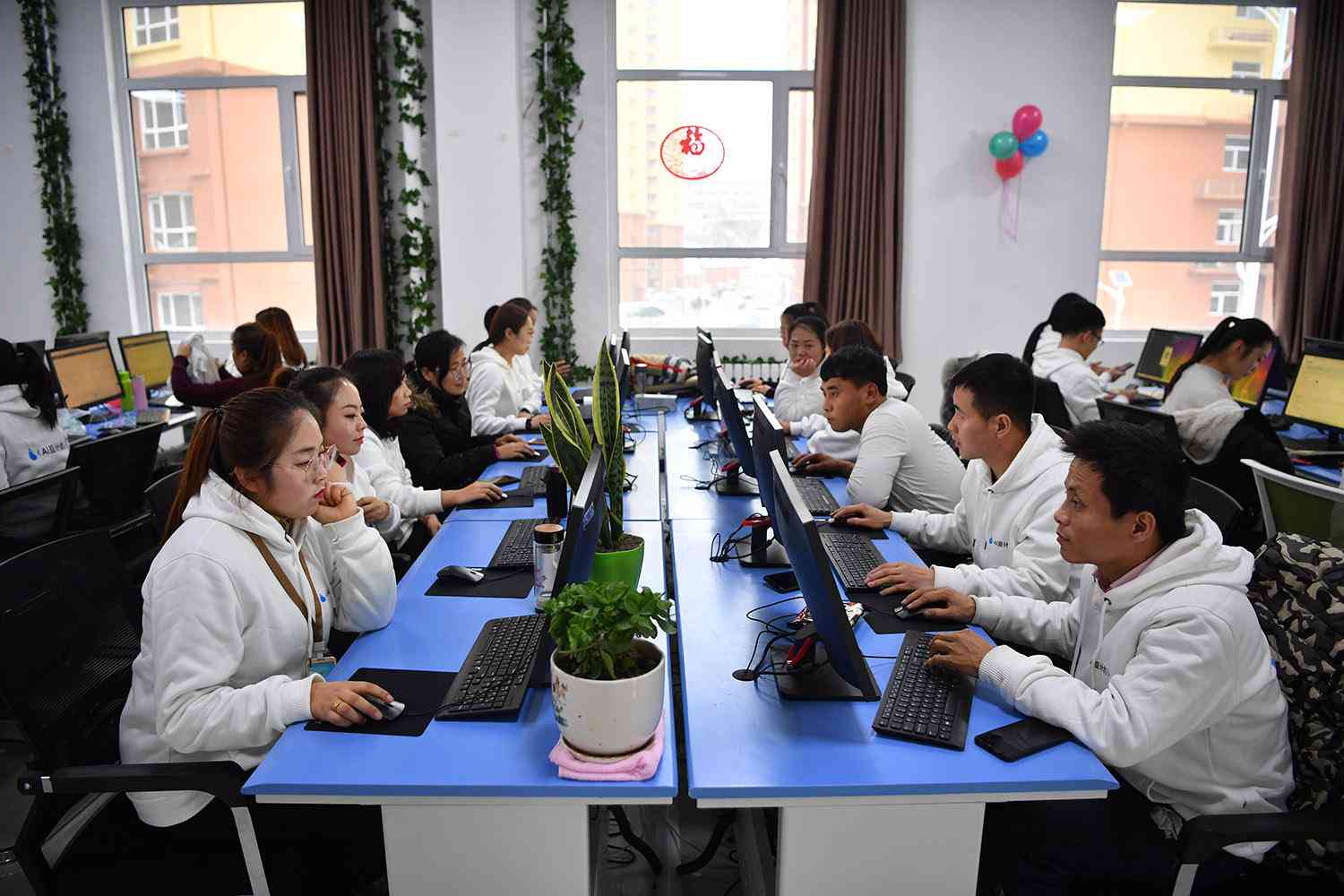 ai简介文案英文怎么写-ai简介文案英文怎么写的