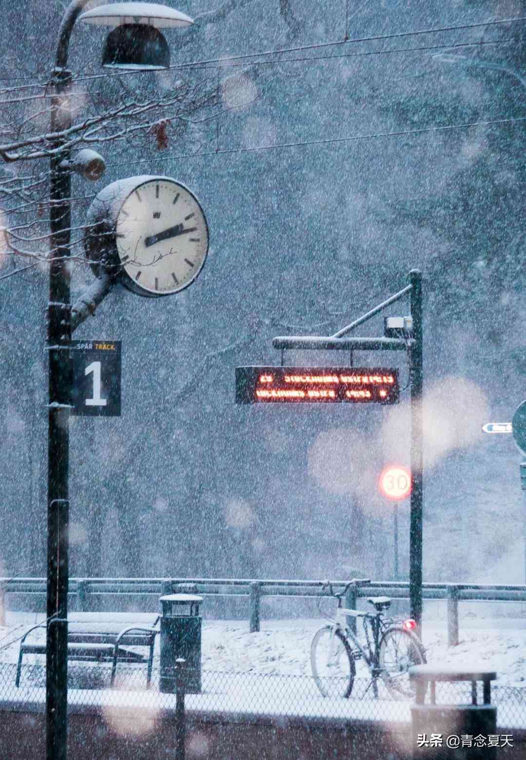 ai绘画初雪文案