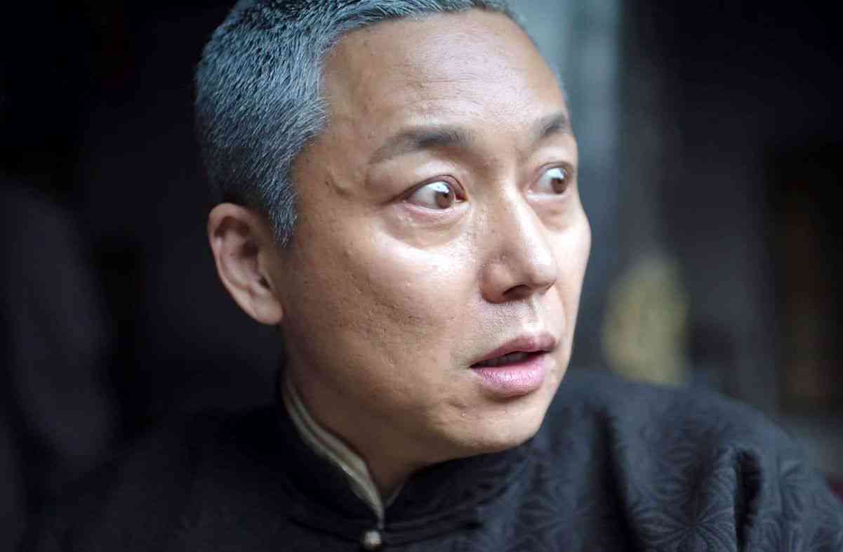 张万霖变脸ai文案