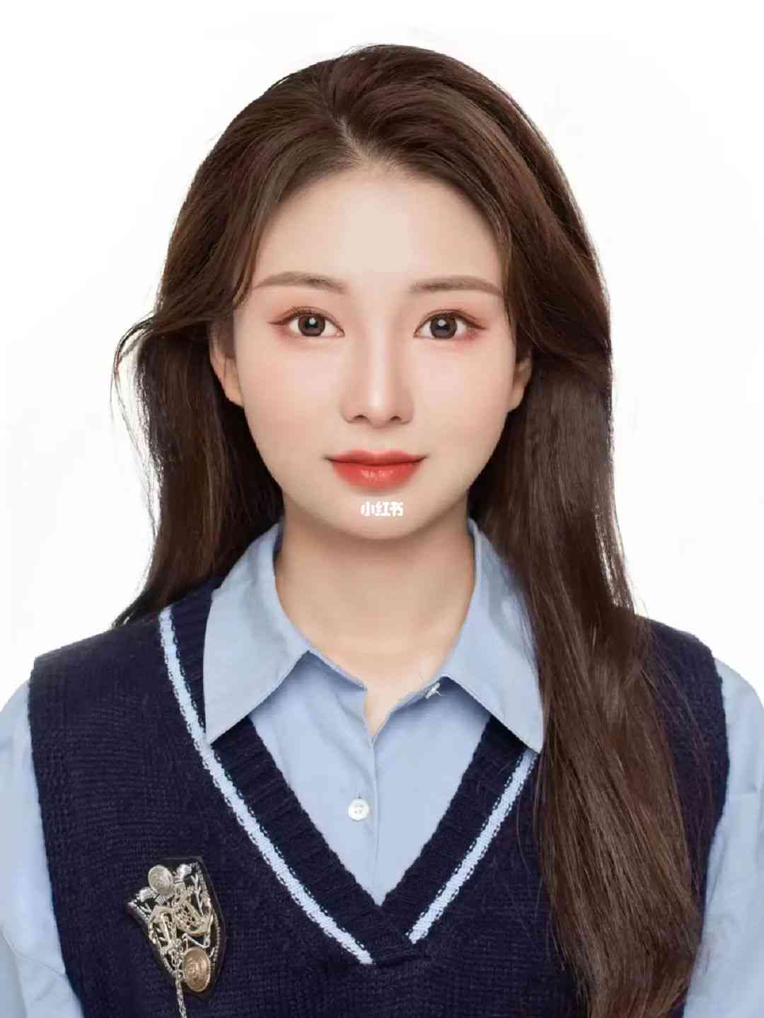 用ai证件照发朋友圈的文案