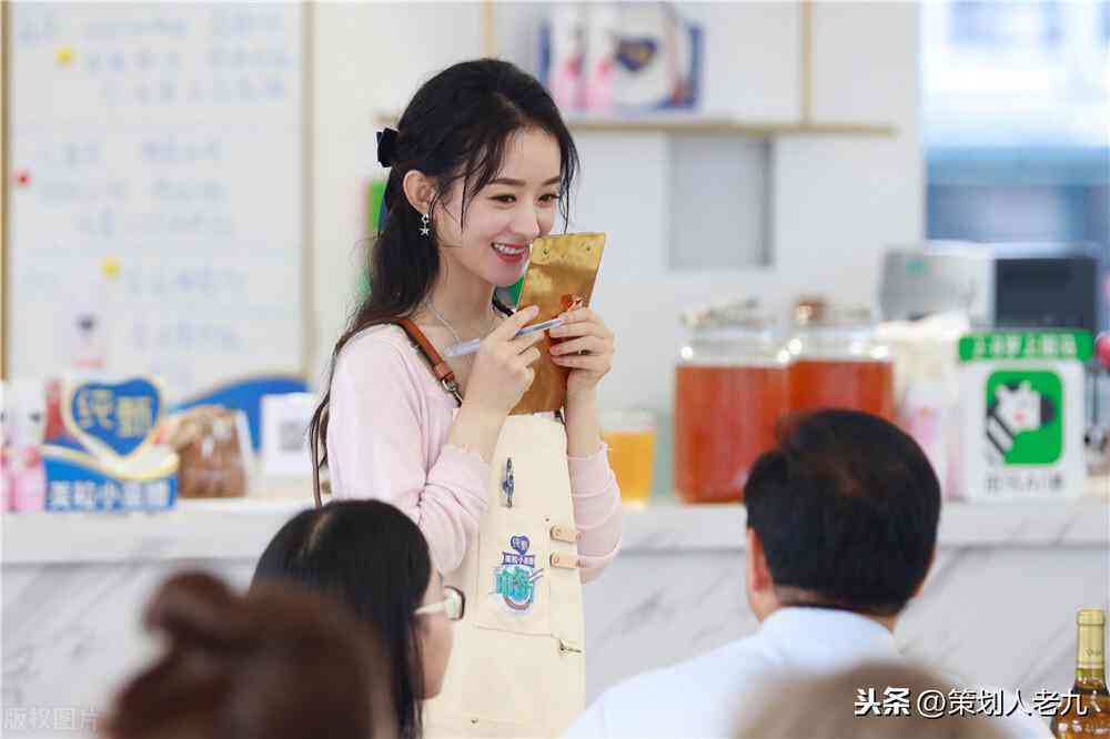 励志诙谐ai旁白文案怎么写