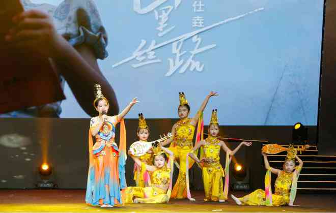 ai绘画少年歌手是谁创作的