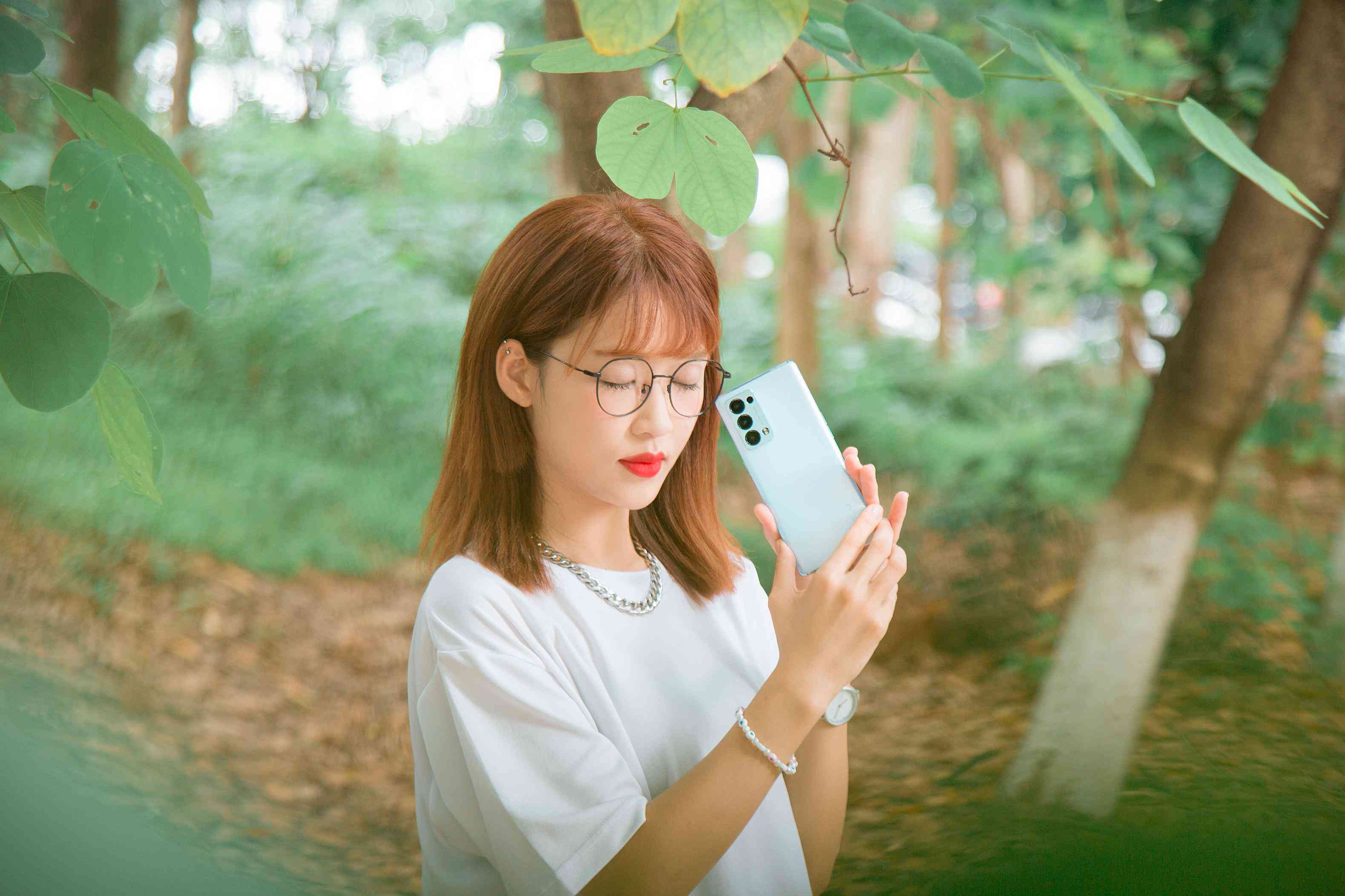 ai妆容穿越文案朋友圈
