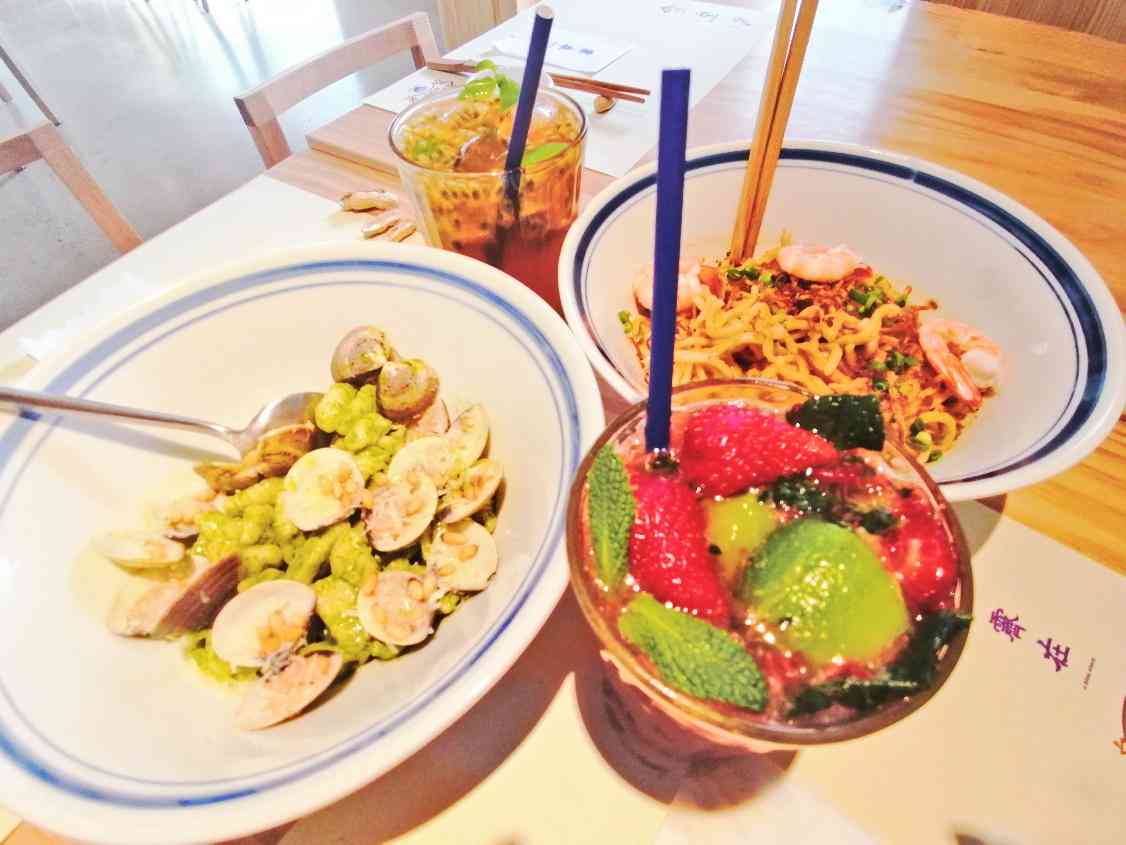 写美食文案的ai