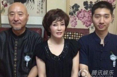 陈佩斯儿子陈大愚自曝喜欢郭德纲买不起票 陈大愚微博图片及女友照片 陈大愚个人资料