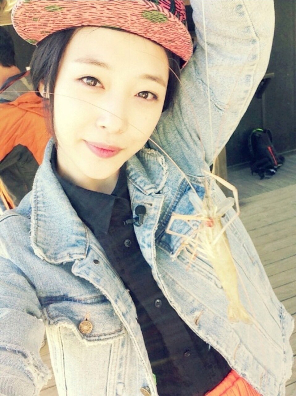 点击查看源网页
