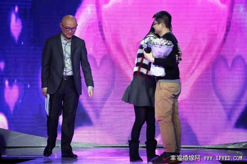非诚勿扰14号女嘉宾陈靓被谁牵走了? 陈靓林鸿昌成功牵手最新状况曝光揭秘林鸿昌个人资料身价背景照片