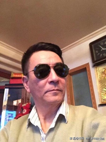 陈赫父母是谁干什么的? 揭秘陈赫妈妈胡小玲个人资料照片工作
