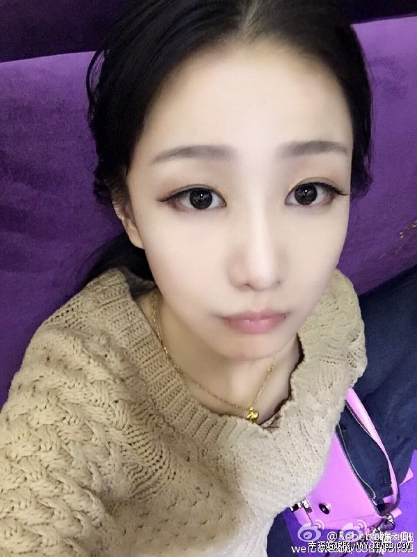 电竞艳照门女主播是谁? 高钰50张大尺度高清无码艳照曝光揭其前男友个人资料家庭背景