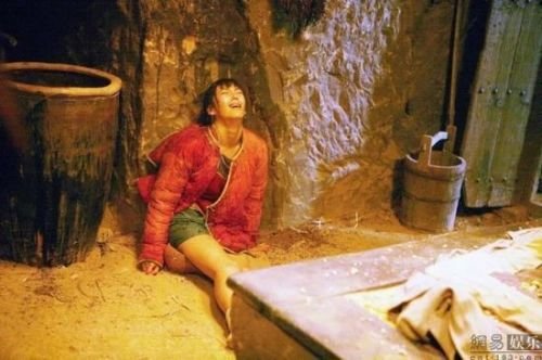 张雨绮激情偷欢床照似“女王” 曝《白鹿原》大尺度剧照