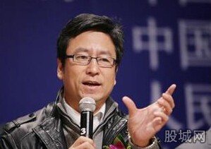 白岩松吐槽云南百房院长
