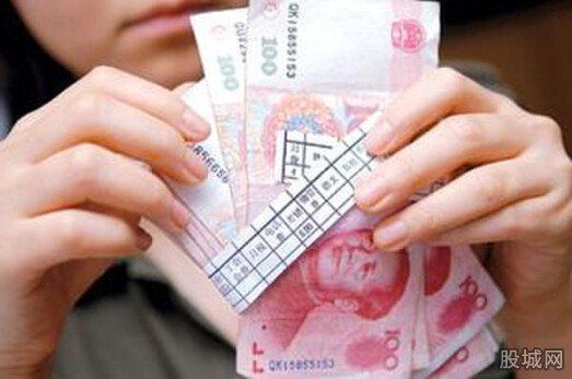 公司疏忽错发23万元工资