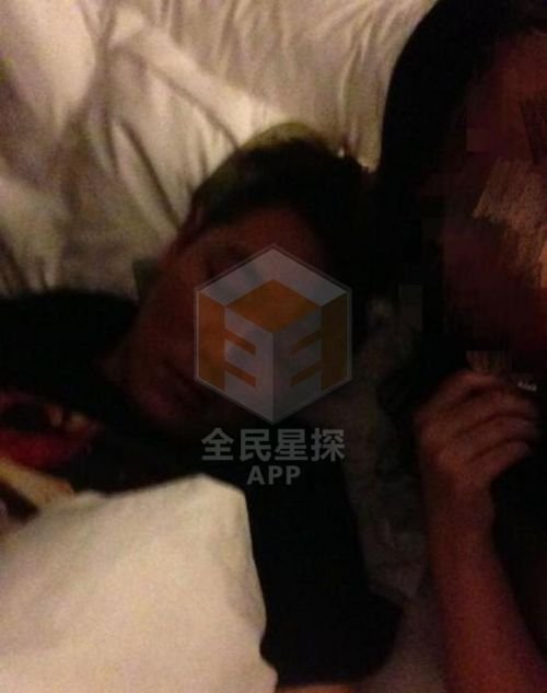 田源出轨视频田源床照遭曝光 女主角W小姐哈尔滨人一夜情私密照曝光(组图)5