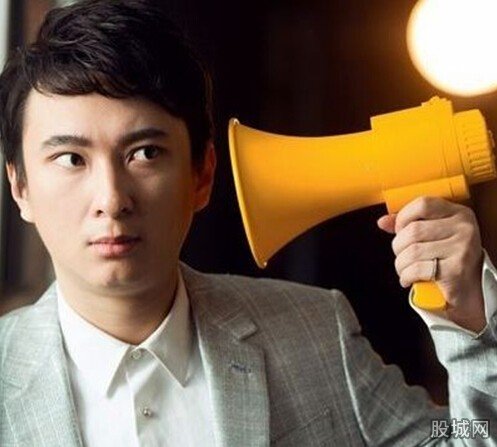 王思聪上新闻联播