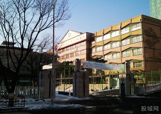韩国学校停课