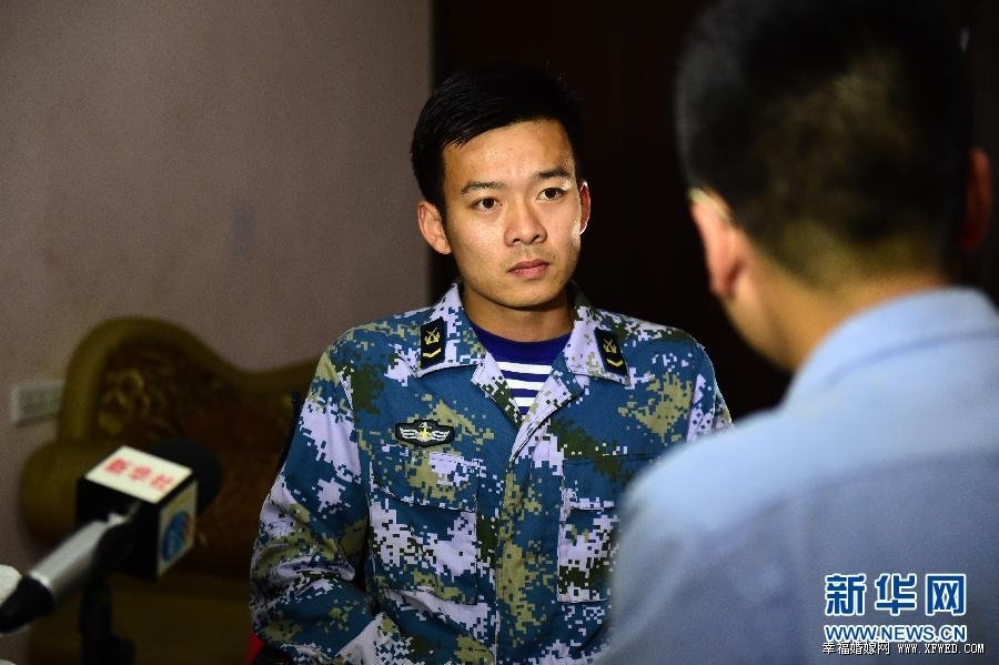 90后潜水员官东父母是谁干什么的?揭其个人资料照片及家庭背景