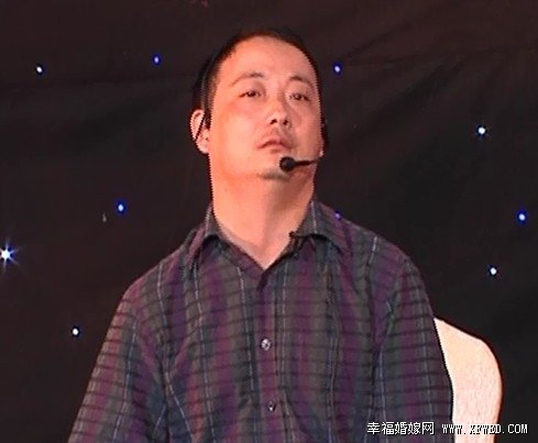 超级演说家崔万志老婆是谁?揭李丽梅个人资料照片及家庭背景