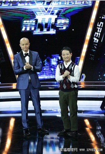 超级演说家残疾选手崔万志个人资料 乐嘉为什么发酒疯原因内幕揭乐嘉耍酒疯图片视频