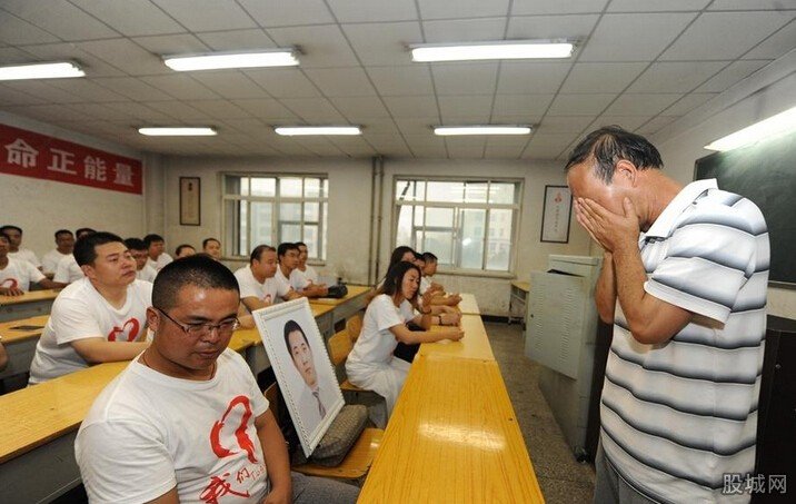 ��ҵʮ���پ���