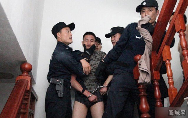 疑吸毒男子欲强奸18岁少女