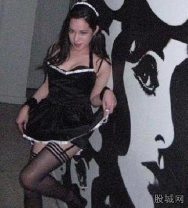 石贞善夜店豪放照曝光