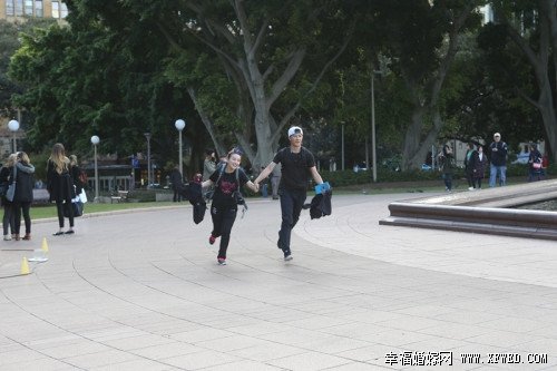 吴昕怒斥极速前进的女导演是谁叫什么及个人资料曝光 吴昕是不是喜欢韩庚恋情揭秘