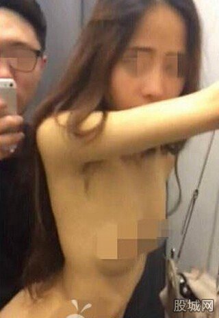 三里屯优衣库试衣间视频