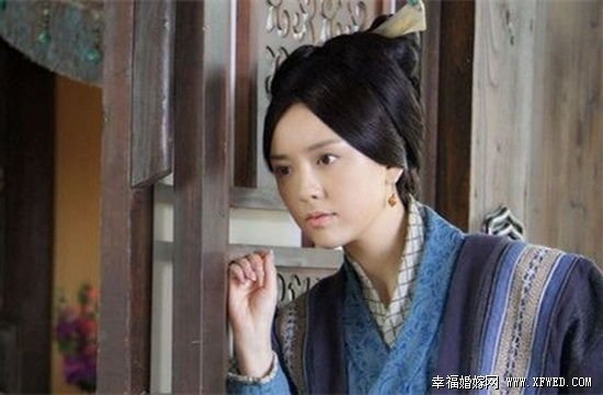华胥引容敏真实身份是什么?容敏为什么一再挑拨柳萋萋和宋凝的关系原因?