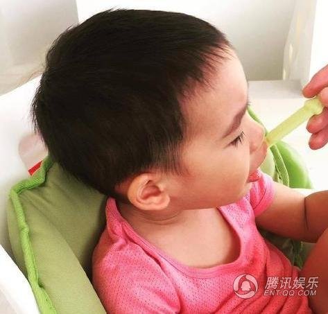 陈小春儿子大哥范照片
