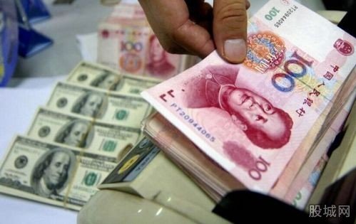 人民币突然贬值幕后