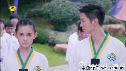 旋风少女中戚百草按时赶上和金敏珠的比赛了吗?金敏珠和百草最后怎么和解成为好朋友的?