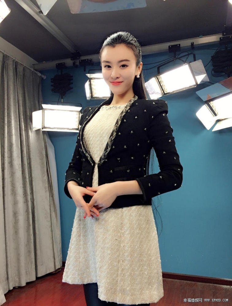 彭嘉欣女友赵怡然胸围多少?赵怡然个人资料微博及性感私房照曝光