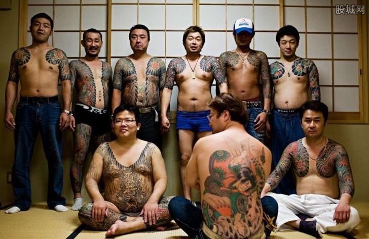 清华博士查黑帮