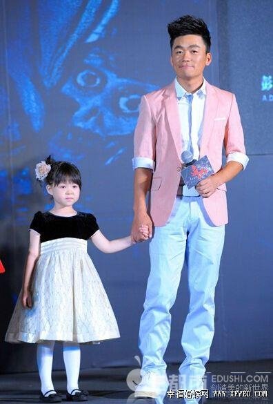 爸爸去哪儿3王宝强父女是哪一期及播出时间?夏天和娜娜谁更漂亮私房照大PK