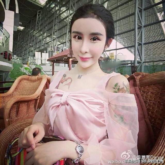 U美人李蒽熙爸爸是谁及为什么支持女儿整容?李恩熙父母个人资料及家庭背景