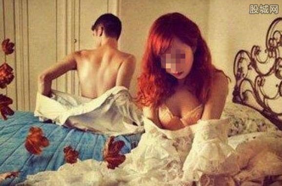 网聊开房遇亲女儿